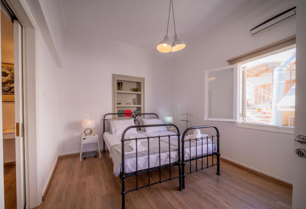 Apartamento The Roof - Flat Sea View In Aegina Town Exterior foto